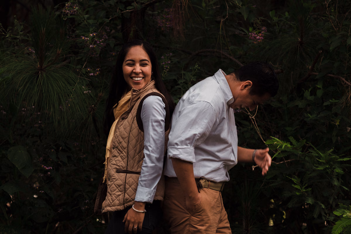 Sesión preboda de Miriam & Cesar en Bosque de la Primavera, Estadio Omnilife