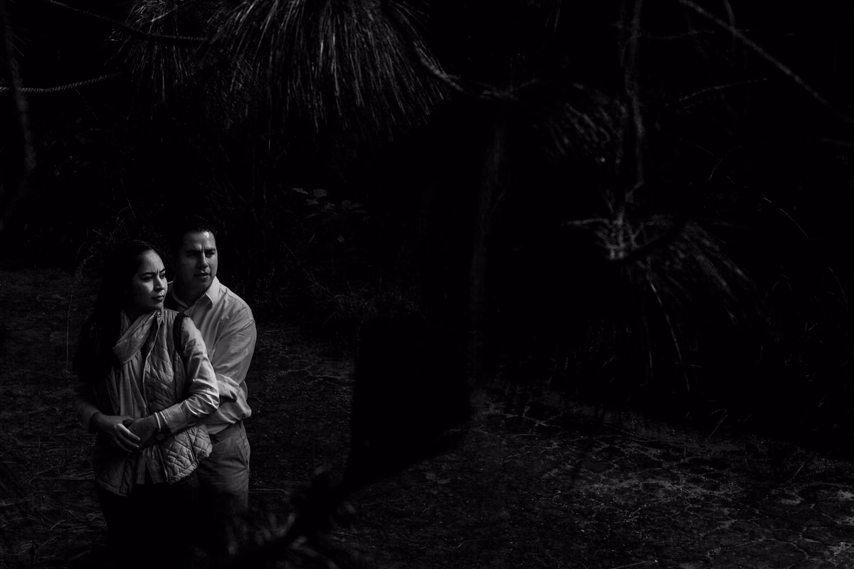 Sesión preboda de Miriam & Cesar en Bosque de la Primavera, Estadio Omnilife