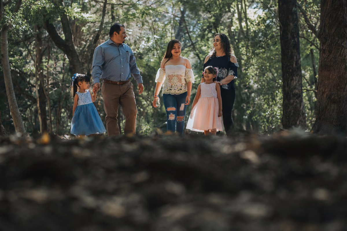 Sesión familiar en Bosque de los Colomos, Guadalajara