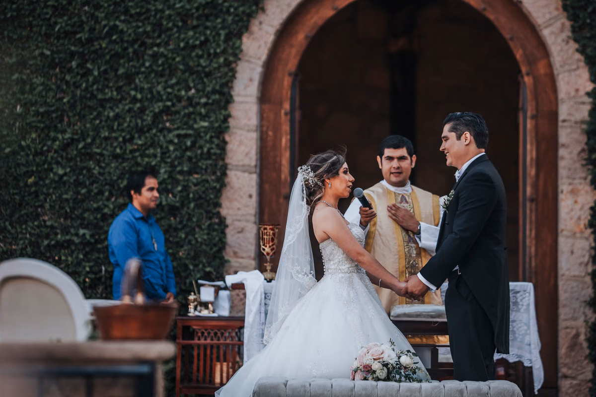 Boda de Pau & Jaime en Hacienda La Santa Cruz, Zapopan, Jalisco