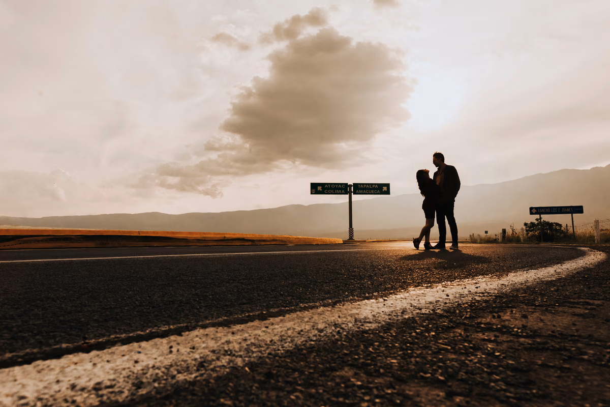 Sesión casual de Magali & Juan Luis en Carretera a Colima, Jalisco