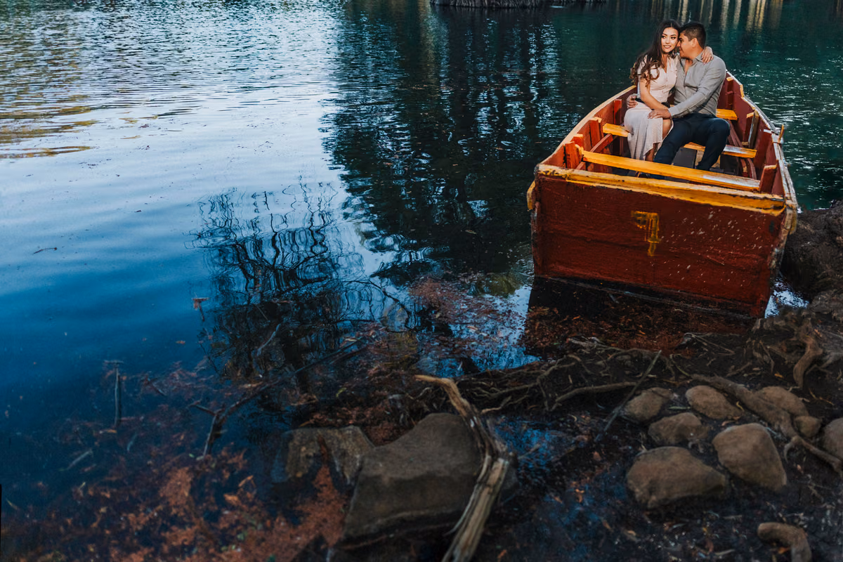 Natalia & Fredy — Lago de Camécuaron, Tangancícuaro, Michoacan