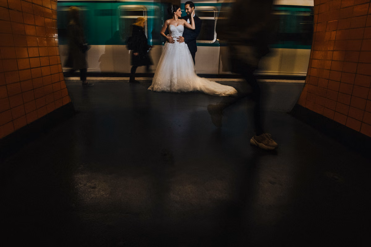 Sesión de trash the dress de Adry & Robert en París, Francia