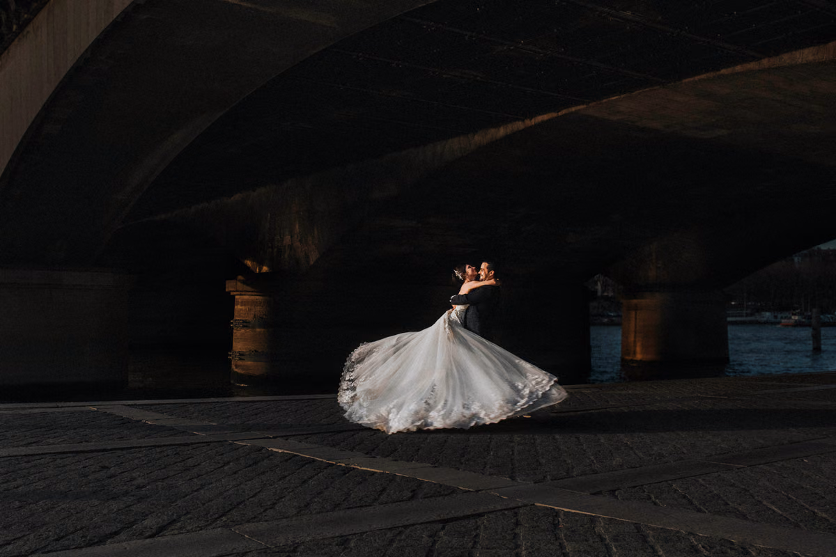 Sesión de trash the dress de Adry & Robert en París, Francia