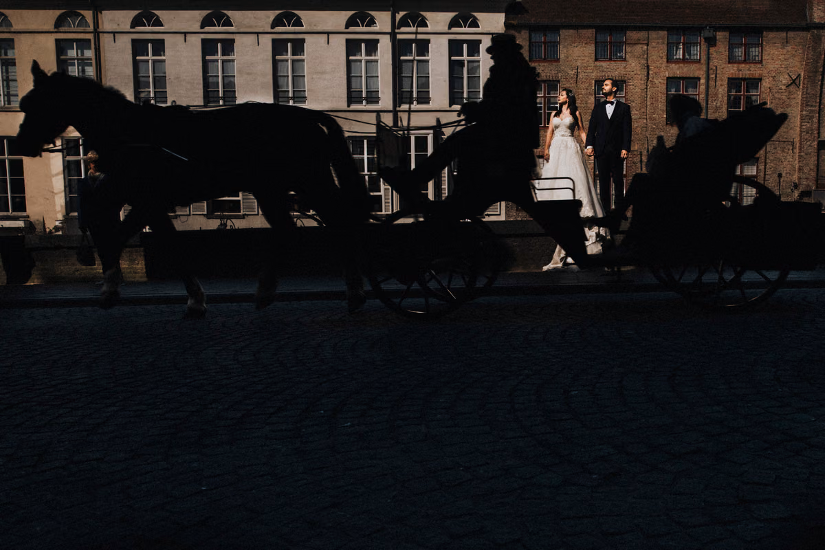 Sesión de trash the dress de Adry & Robert en Brujas, Bélgica