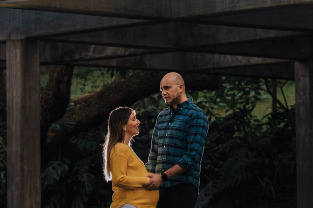 Sesión prenatal de Lily & Pepe en Bosque los Colomos