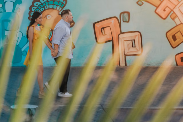 Sesión preboda de Eunice & Sebastian en Centro de Zapopan, Jalisco, Mexico