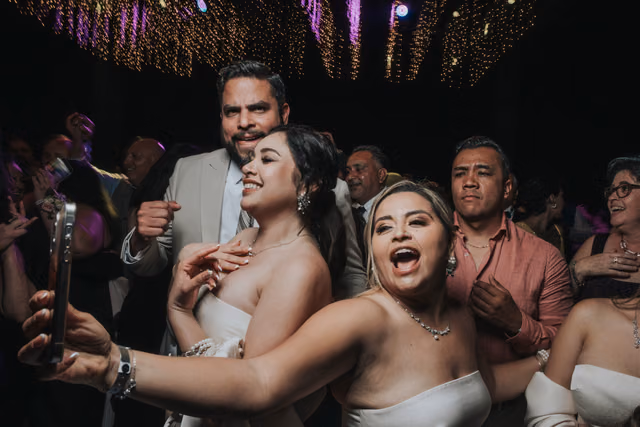 Boda de Eric & Jimmy en Club Regina, Puerto Vallarta, Jalisco