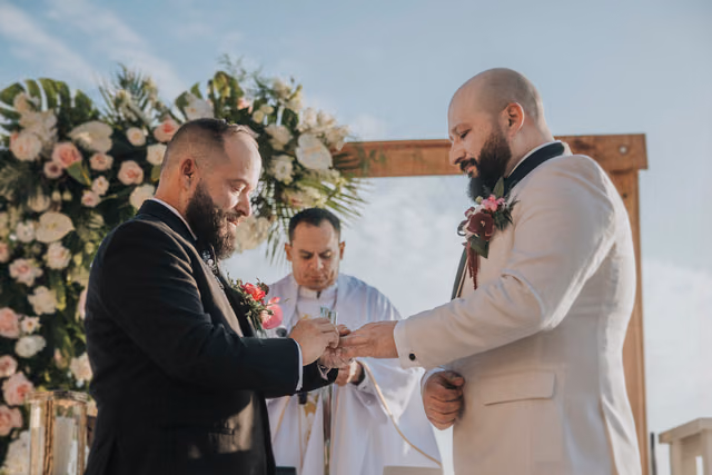 Boda de Eric & Jimmy en Club Regina, Puerto Vallarta, Jalisco