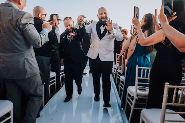 Boda de Eric & Jimmy en Club Regina, Puerto Vallarta, Jalisco
