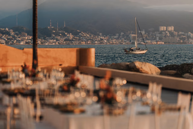 Viví & Arturo — Club Regina, Pto Vallarta, Jalisco mx