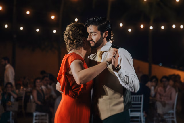 Viví & Arturo — Club Regina, Pto Vallarta, Jalisco mx