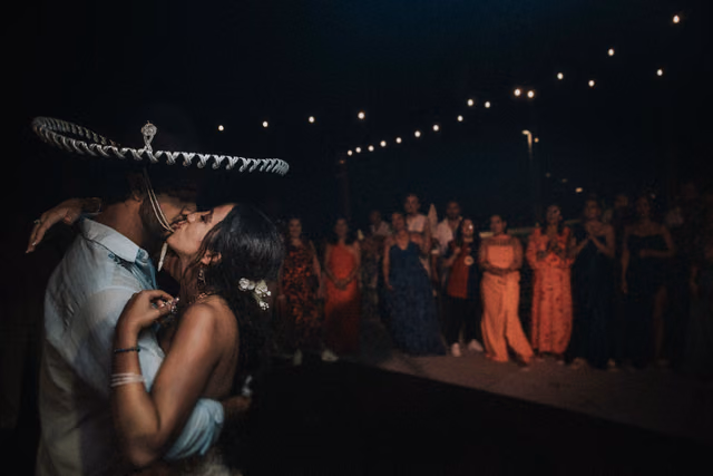 Viví & Arturo — Club Regina, Pto Vallarta, Jalisco mx