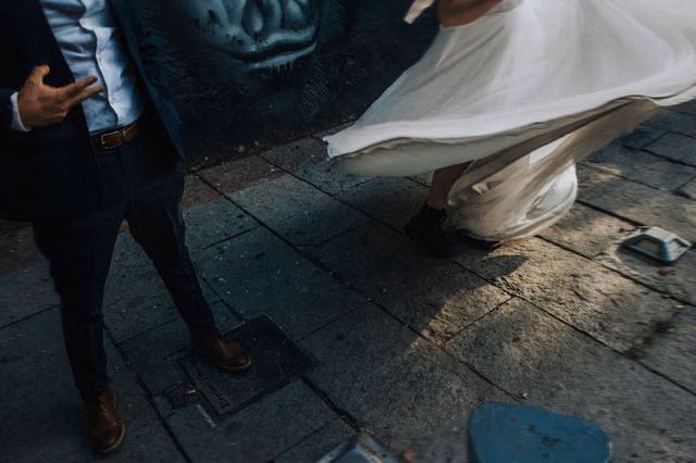 Sesión de trash the dress de Gaby & Zarate en Col. Chapultepec, Guadalajara, Jal