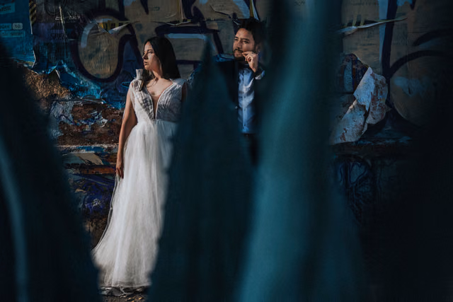 Sesión de trash the dress de Gaby & Zarate en Col. Chapultepec, Guadalajara, Jal