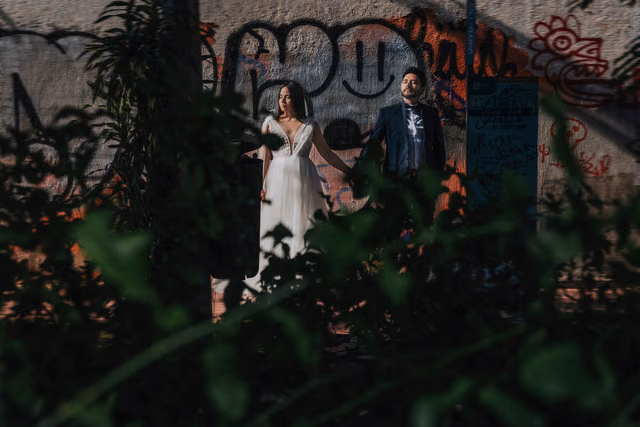 Sesión de trash the dress de Gaby & Zarate en Col. Chapultepec, Guadalajara, Jal