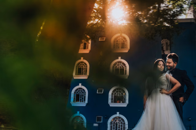 Sesión de trash the dress de Gaby & Zarate en Col. Chapultepec, Guadalajara, Jal