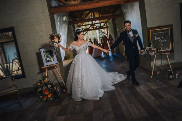 Boda de Diana & Luis en Hacienda Tzinzimeo, Michoacan de Ocampo
