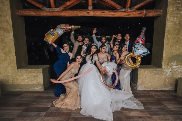 Boda de Diana & Luis en Hacienda Tzinzimeo, Michoacan de Ocampo