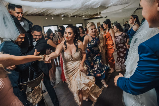 Boda de Diana & Luis en Hacienda Tzinzimeo, Michoacan de Ocampo