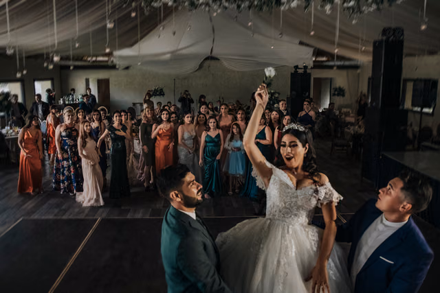 Boda de Diana & Luis en Hacienda Tzinzimeo, Michoacan de Ocampo