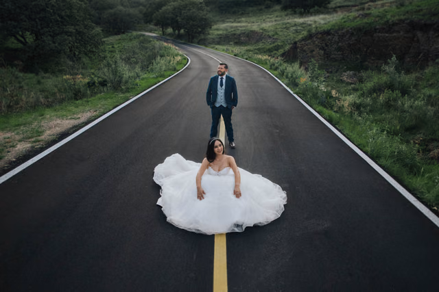 Sesión de trash the dress de Tania & Eduardo en Huaxtla