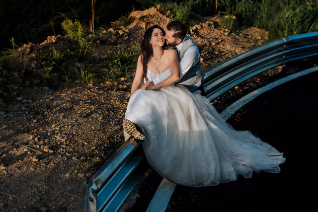 Sesión de trash the dress de Tania & Eduardo en Huaxtla