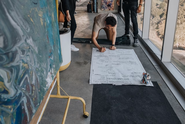 Sesión de compromiso de Nayra & Miguel en Galeria de Arte Peruzzi