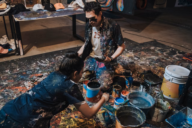 Sesión de compromiso de Nayra & Miguel en Galeria de Arte Peruzzi