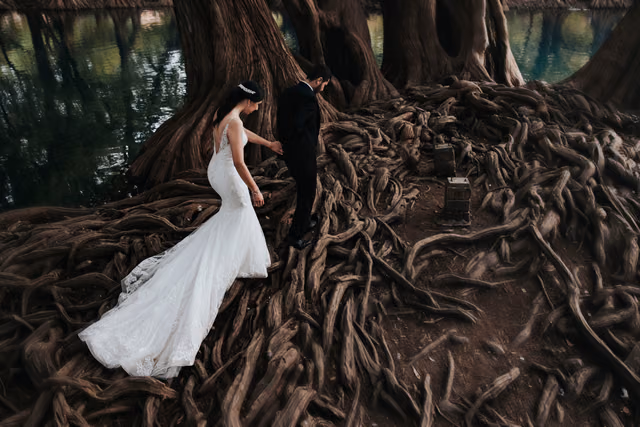 Sesión de trash the dress de Montze & Alex en Lago de Camécuaro, Michoacan de ocampo