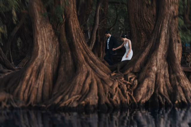 Sesión de trash the dress de Montze & Alex en Lago de Camécuaro, Michoacan de ocampo