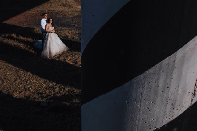 Sesión de trash the dress de Pau & Jaime en Laguna de Sayula, Jalisco, Mexico