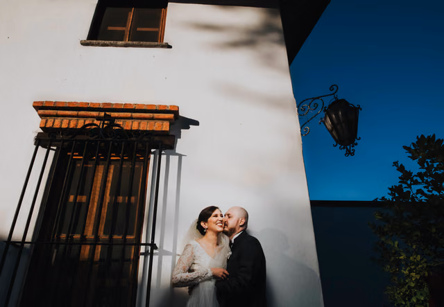 Boda de Paola & Christopher en Mesón de San Agustín, Tlajomulco de Zuñiga