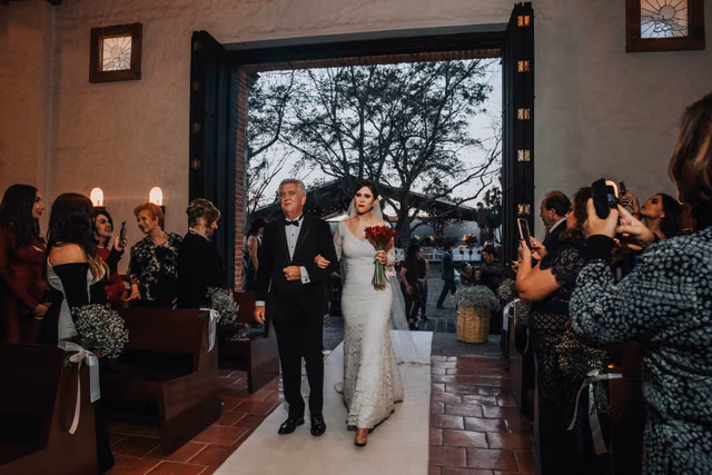 Boda de Paola & Christopher en Mesón de San Agustín, Tlajomulco de Zuñiga