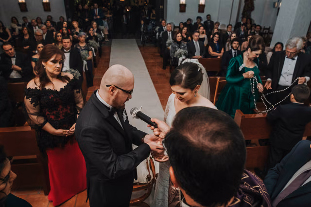 Boda de Paola & Christopher en Mesón de San Agustín, Tlajomulco de Zuñiga