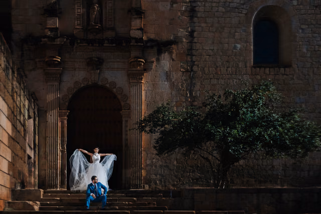 Sesión de trash the dress de Evelyn & Antonio en Oaxaca, Mazunte, Oaxaca, Mexico