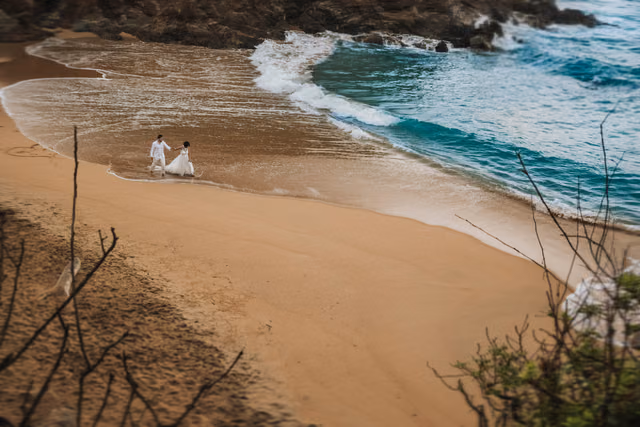 Sesión de trash the dress de Evelyn & Antonio en Oaxaca, Mazunte, Oaxaca, Mexico