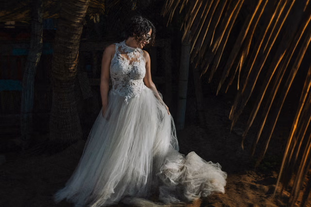Sesión de trash the dress de Evelyn & Antonio en Oaxaca, Mazunte, Oaxaca, Mexico