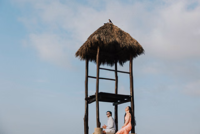 Sesión preboda de Vivi & Arturo en Playa Conchas Chinas, Pto. Vallarta