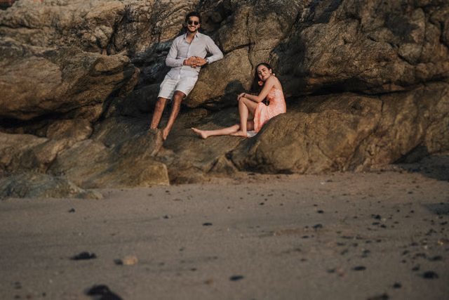 Sesión preboda de Vivi & Arturo en Playa Conchas Chinas, Pto. Vallarta