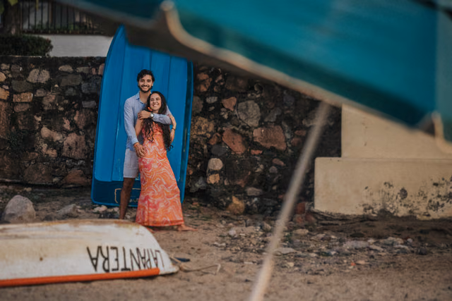 Sesión preboda de Vivi & Arturo en Playa Conchas Chinas, Pto. Vallarta