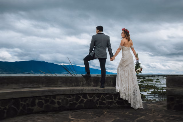 Lauren & Miguel — Quinta San Carlos, Rivera de Chapala