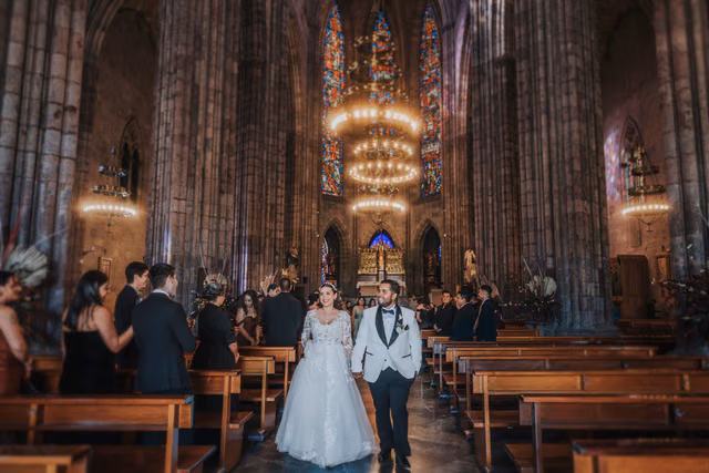Boda de Eli & Rair en Templo el Expiatorio, Guadalajara, Jalisco MX