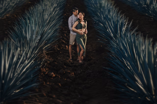 Sesión preboda de Sofia & Jonathan en Tequila, Jalisco, Mexico