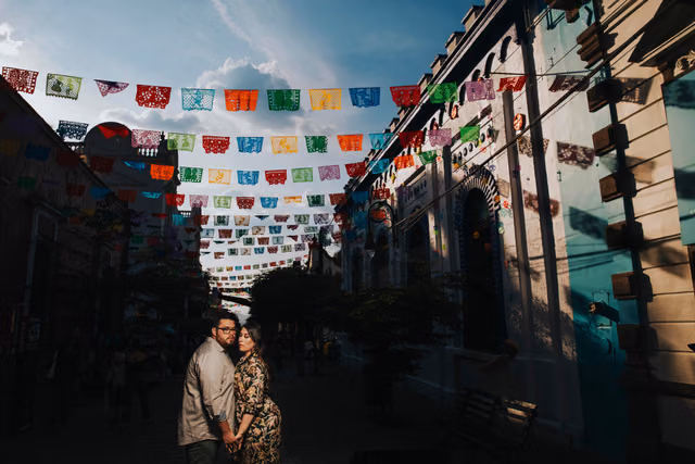 Sesión preboda de Silvia & Hector en Tlaquepaque, Jalisco, Mexico