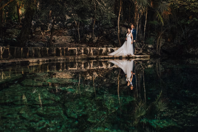 Sesión de trash the dress de Magda & Oscar en en Tulum, Quintana Roo, Mexico