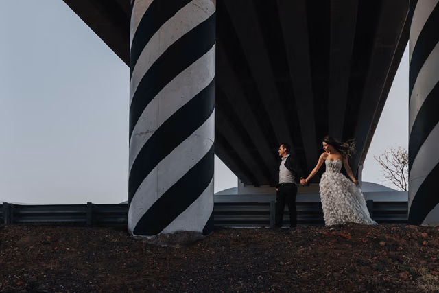 Sesión de trash the dress de Mar & Javier en Laguna seca