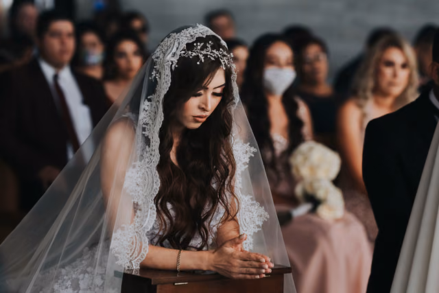 Boda de Paloma & Richard en Villa Tres Marias, Jocotepec, Jalisco
