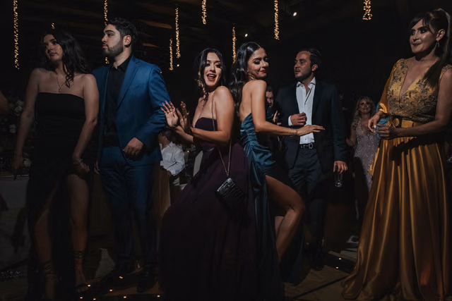 Boda de Paloma & Richard en Villa Tres Marias, Jocotepec, Jalisco