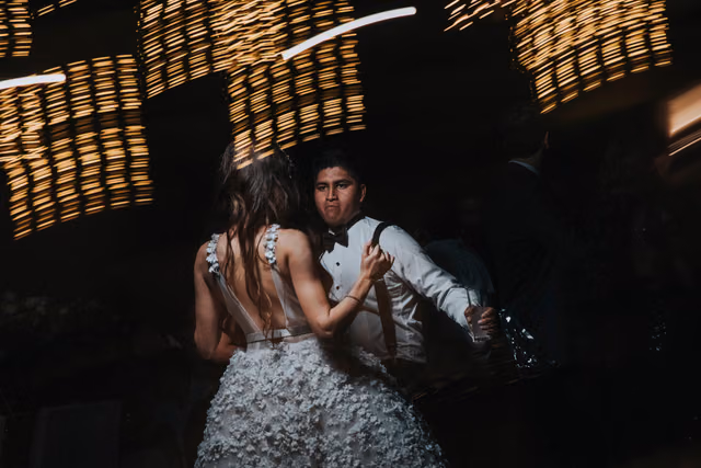 Boda de Paloma & Richard en Villa Tres Marias, Jocotepec, Jalisco